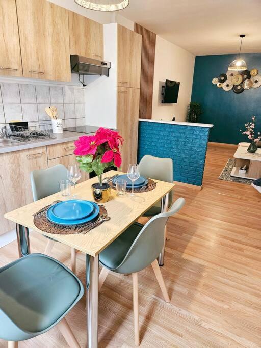 Spacieux Et Charmant Appartement De 47 M2 Шарлевиль-Мезьер Экстерьер фото