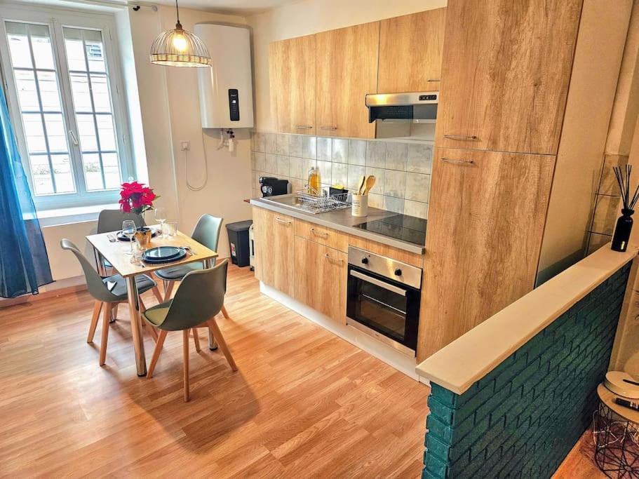 Spacieux Et Charmant Appartement De 47 M2 Шарлевиль-Мезьер Экстерьер фото